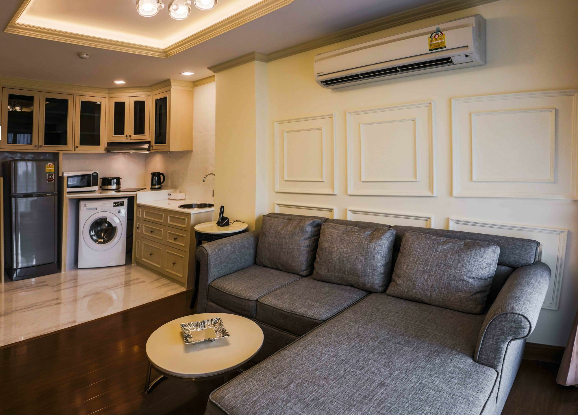 Aspira Hana Executive Apartment Thonglor Bangkok Exterior photo