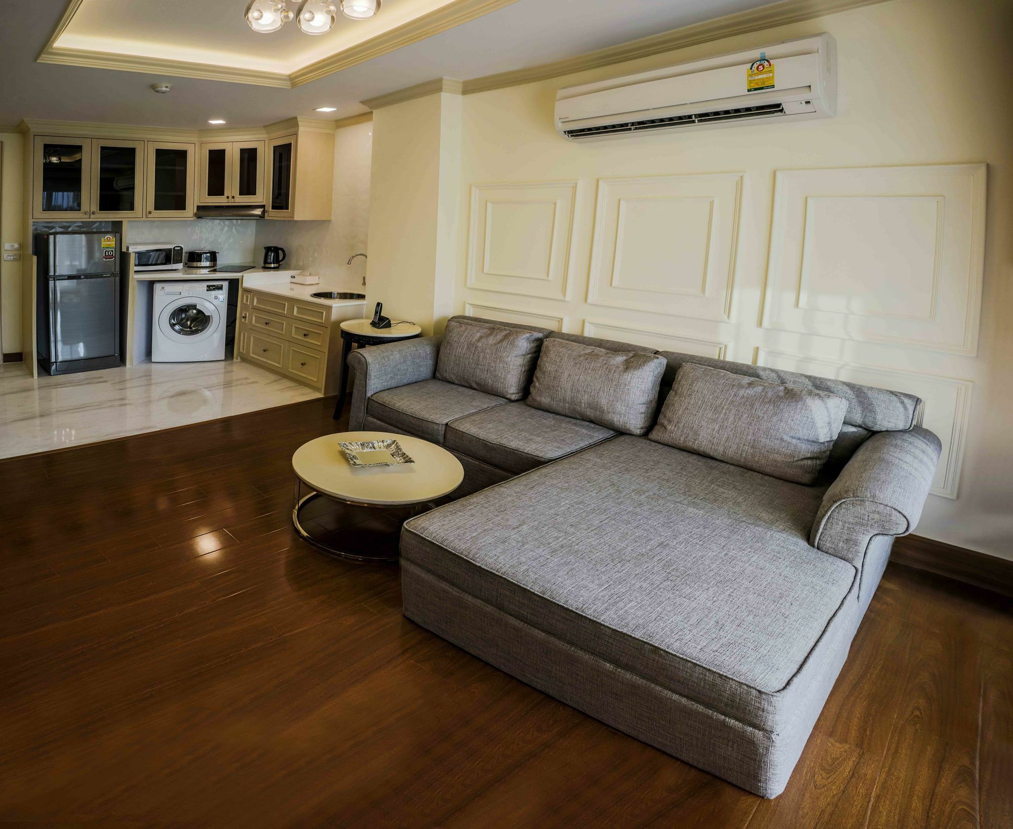 Aspira Hana Executive Apartment Thonglor Bangkok Exterior photo